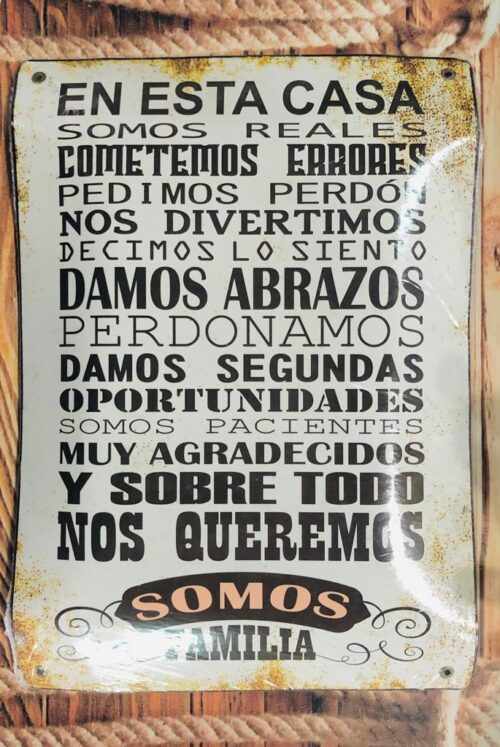SOMOS FAMILIA