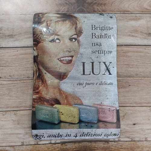 JABON LUX