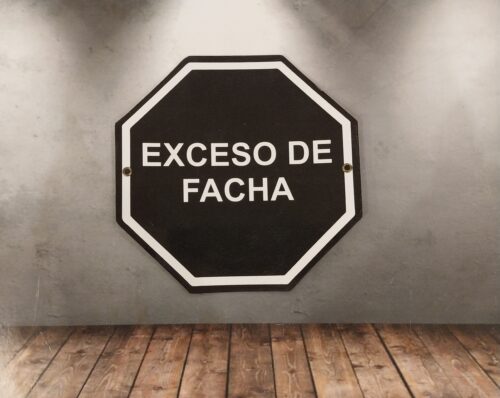 EXCESO DE FACHA