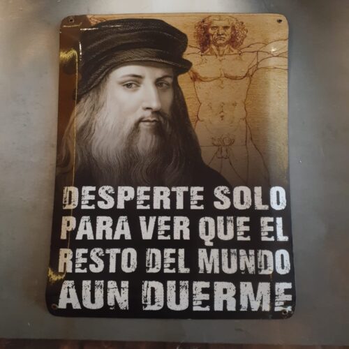 DESPERTE SOLO PARA VER.....