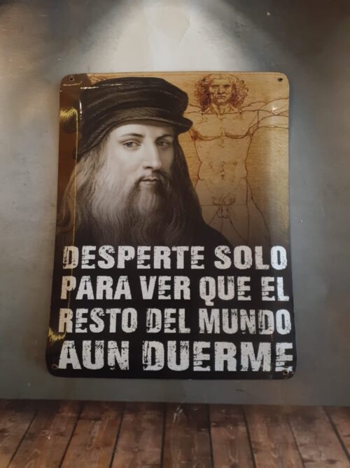 DESPERTE SOLO PARA VER.....