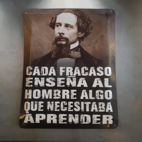 CADA FRACASO ENSEÑA AL HOMBRE.....