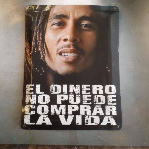 EL DINERO NO PUEDE COMPRAR
