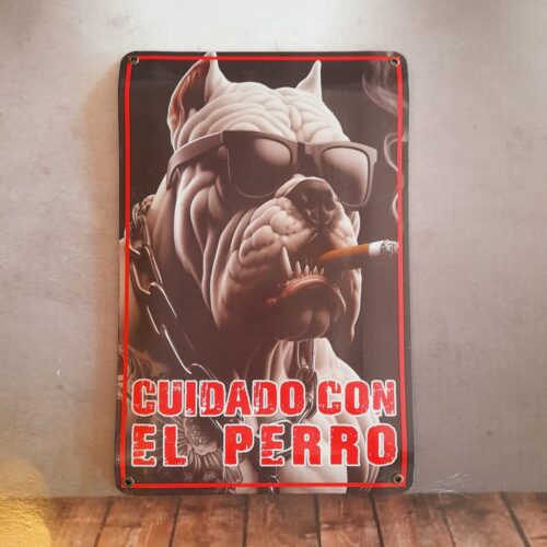 CUIDADO CON EL PERRO