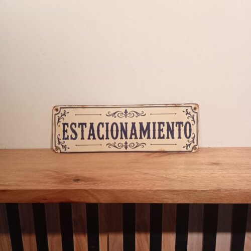 ESTACIONAMIENTO